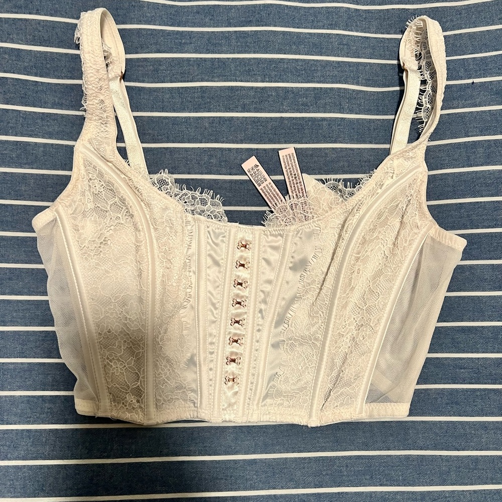 Victoria’s Secret White Lace Corset Top Sz Small DD